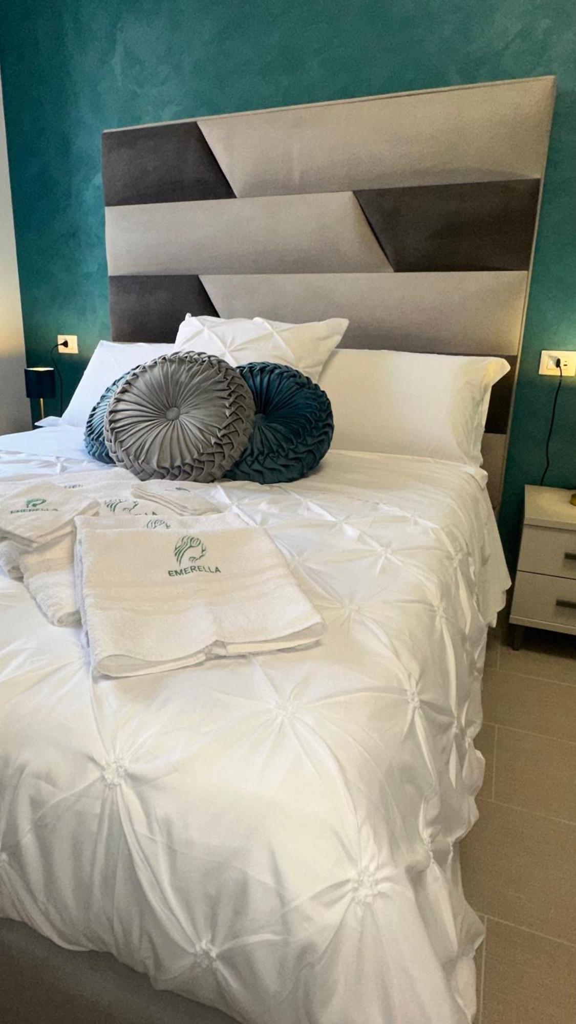 Emerella Luxury Suites-Siderno Lungomare المظهر الخارجي الصورة