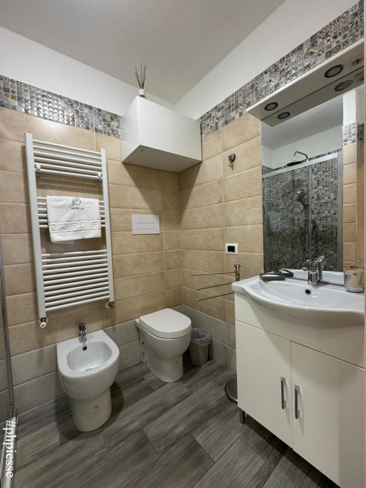 Emerella Luxury Suites-Siderno Lungomare المظهر الخارجي الصورة