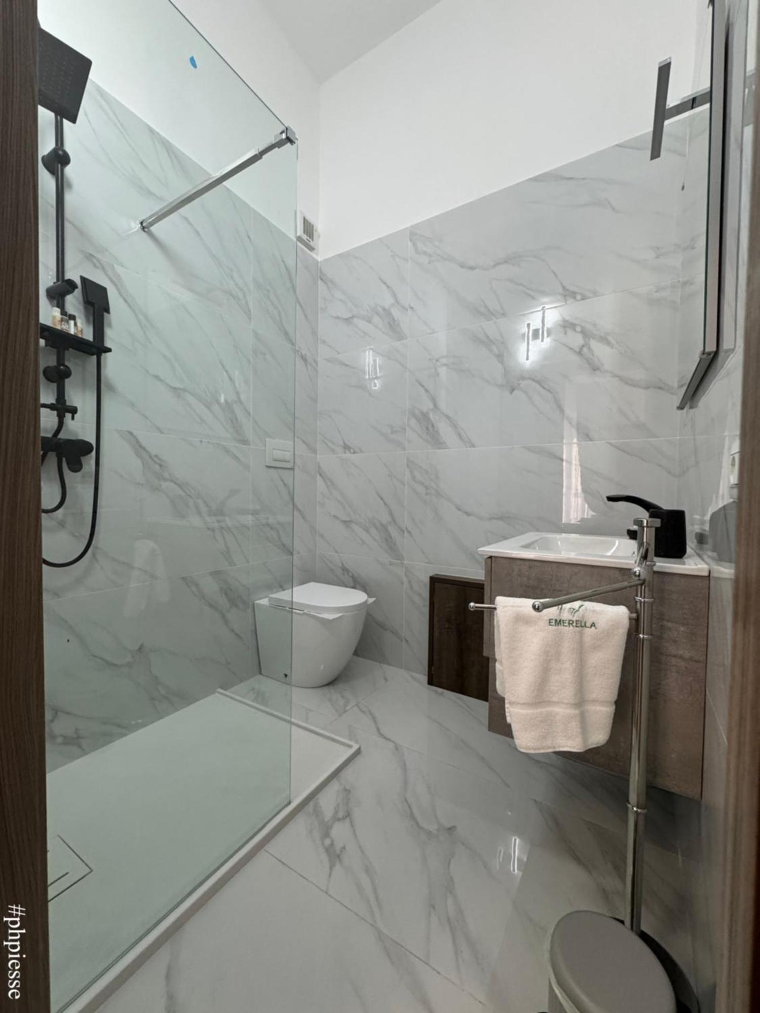 Emerella Luxury Suites-Siderno Lungomare المظهر الخارجي الصورة